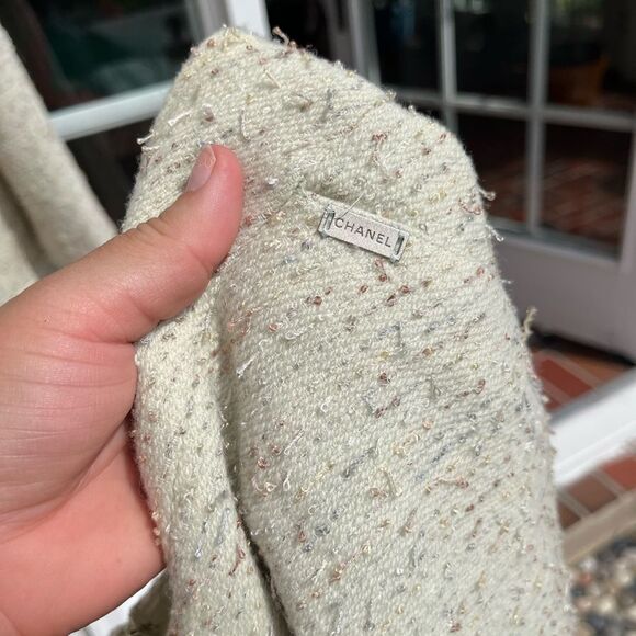 CHANEL 1999 Vintage Ruffle Neck Tweed Skirt Suit - Picture 11 of 14